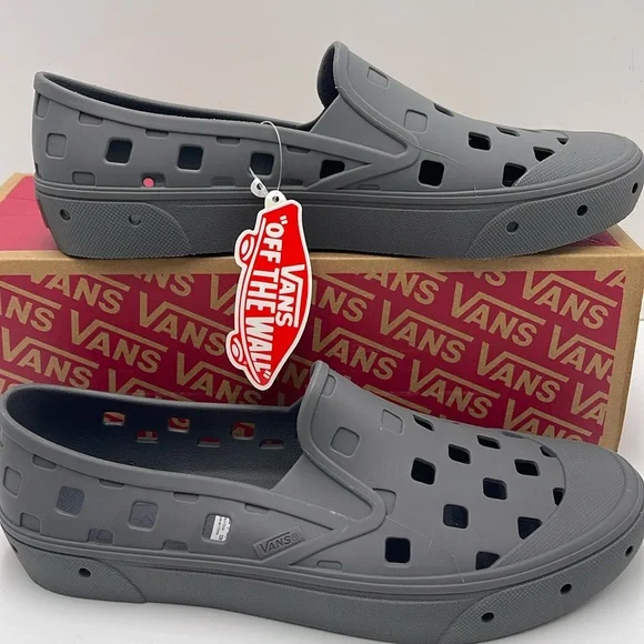 Vans WMNS Slip-On Trk
Pewter
VN0A5HF8PWT
Sneakers - Picture 2 of 16